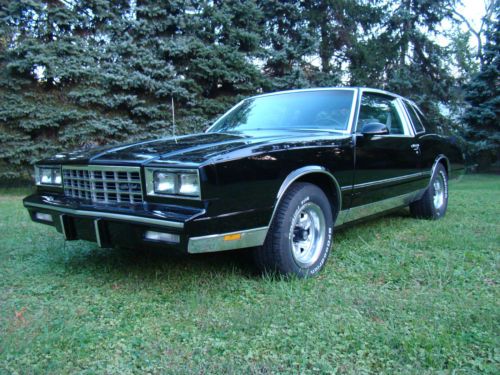 86 monte carlo buckets / console 5.0 35k garage kept, spotless show quality car