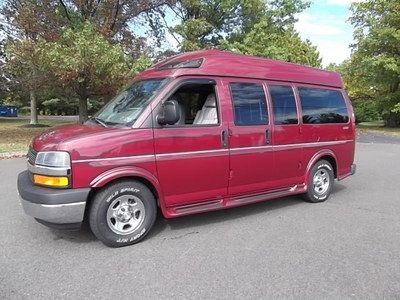 2007 chevrolet express sherrod limited hightop converison van low miles warranty
