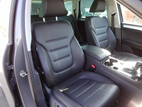 2012 Volkswagen Touareg TDI Sport Damaged Rebuilder RUNS! Loaded Diesel Powered!, US $19,950.00, image 5