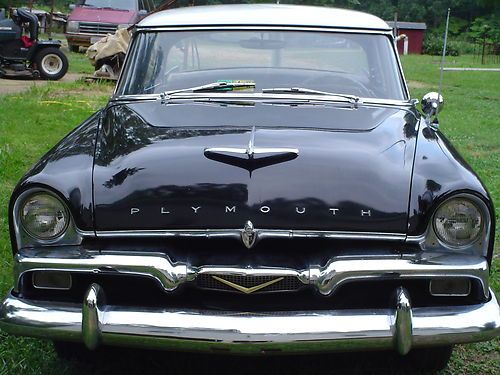 1956 plymouth savoy-4 doors