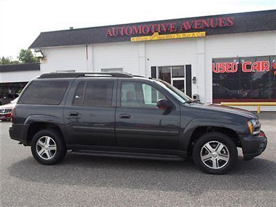 2005 chevrolet trailblazer only 69k miles clean car fax navigation best price!