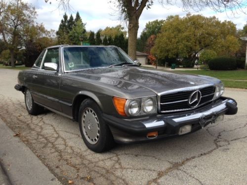 1989 mercedes benz 560 sl convertible - looks &amp; drives excellent -$ no reserve $