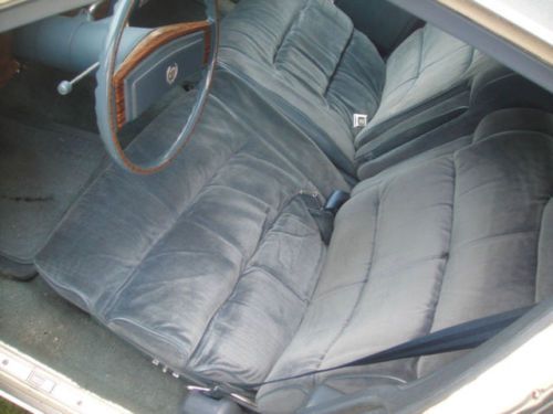 NO RESERVE 1977 CADILLAC FLEETWOOD BROUGHAM DIAMOND EDITION IN GOOD CONDITION, image 18