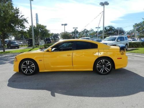 2012 Dodge Charger SRT8 Sedan 4-Door 6.4L Superbee, image 7