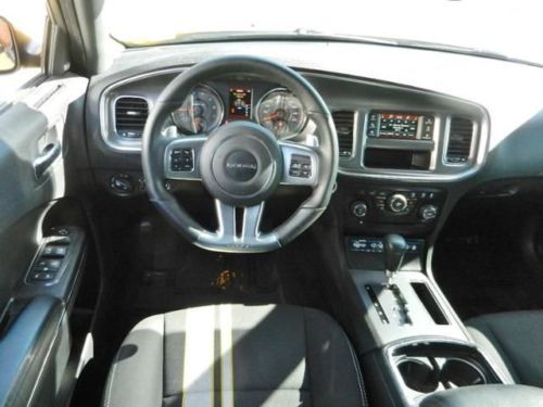 2012 Dodge Charger SRT8 Sedan 4-Door 6.4L Superbee, image 18