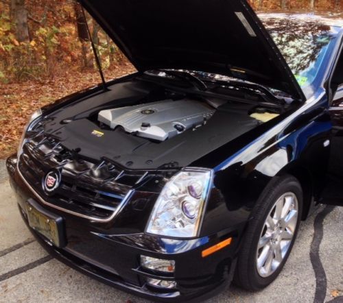 Cadillac 2006 STS All Black Beauty 21600 Miles Garage Kept Pristine Condtion, image 12