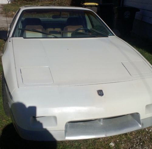 85 fiero - white - sunroof