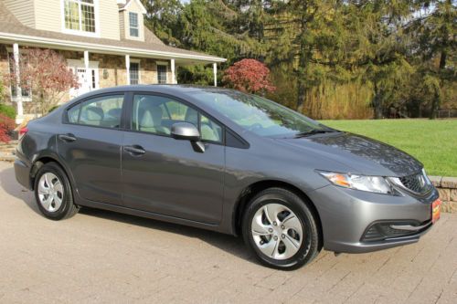 2013 honda civic lx sedan 3,983 miles 1owner garage kept clean carfax no reserve