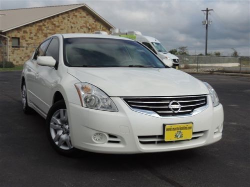 2.5 2.5L Front Wheel Drive Power Steering 4-Wheel Disc Brakes Wheel Covers A/C, image 2