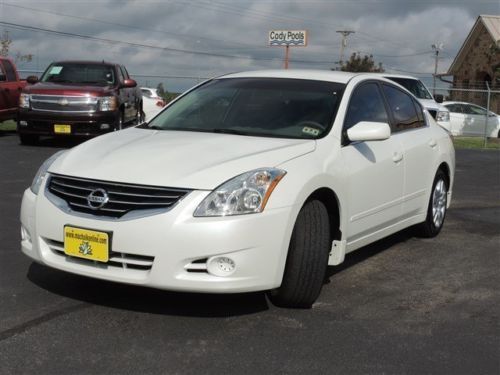 2.5 2.5L Front Wheel Drive Power Steering 4-Wheel Disc Brakes Wheel Covers A/C, image 5