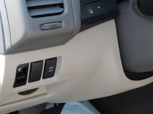 2.5 2.5L Front Wheel Drive Power Steering 4-Wheel Disc Brakes Wheel Covers A/C, image 12