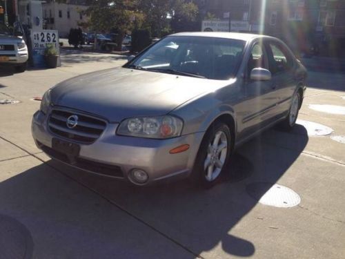 2003 nissan maxima se sedan 4-door 3.5l runs and drives 100% clean title!!!!