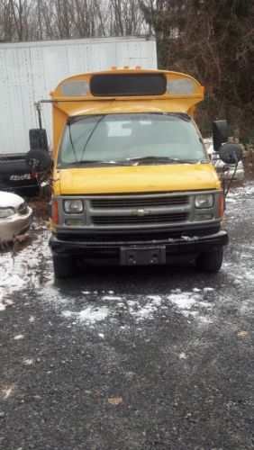 2000 chevy retired school bus