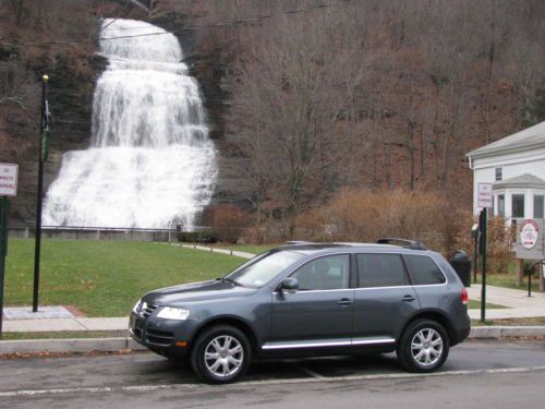 2006 volkswagen touareg, v10 twin turbo diesel, nav, backup cam, air ride, awd