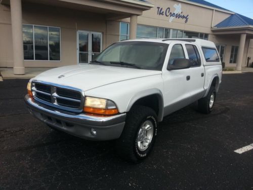 2001 dodge dakota 4x4 quadcab with topper, very nice truck no reserve look !!!!!