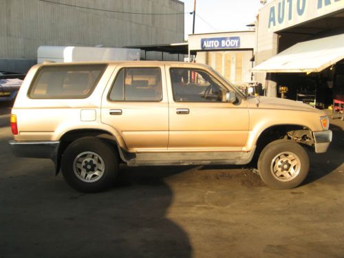 Toyota 4 runner v-6 needs head gaskets.