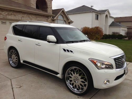 2011 Infiniti QX56 Base Sport Utility 4-Door 5.6L, image 2