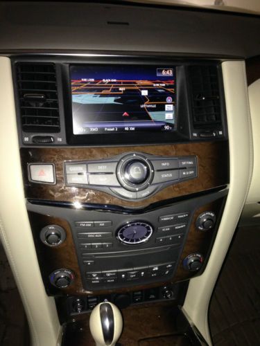 2011 Infiniti QX56 Base Sport Utility 4-Door 5.6L, image 8