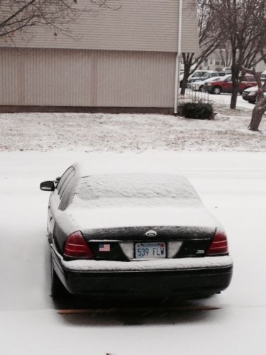 2009 Ford Crown Victoria Police Interceptor Sedan 4-Door 4.6L, image 7