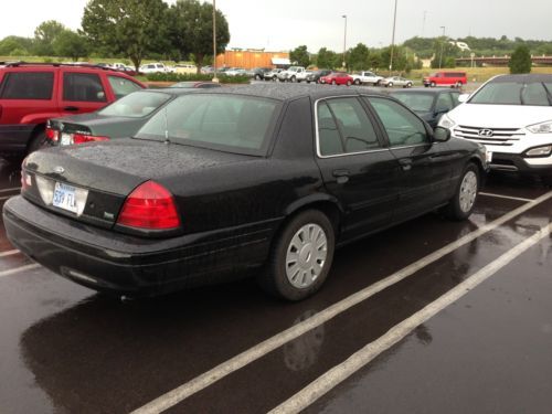 2009 Ford Crown Victoria Police Interceptor Sedan 4-Door 4.6L, image 11