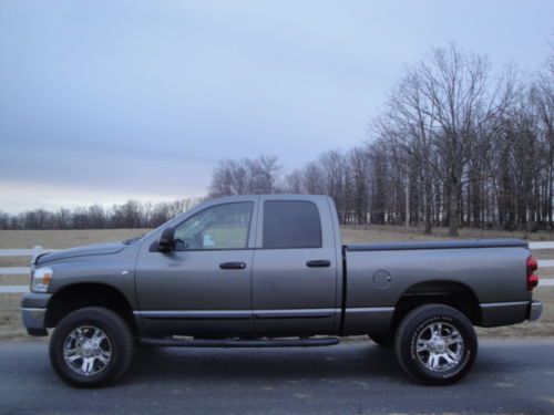 4x4 crew cab 6.7l cummins diesel 6 spd/auto custom wheels dvd bedcover nice!