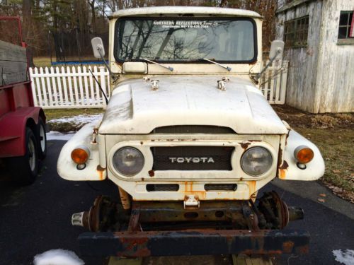 1978 toyota land cruiser  2-door 330 hp chevy 350 v8 crate motor with extras