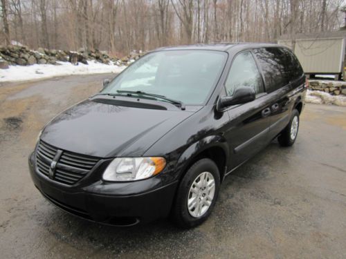 2005 dodge grand caravan stow n&#039; go 7 passenger 3.3l v6 auto low mileage loaded