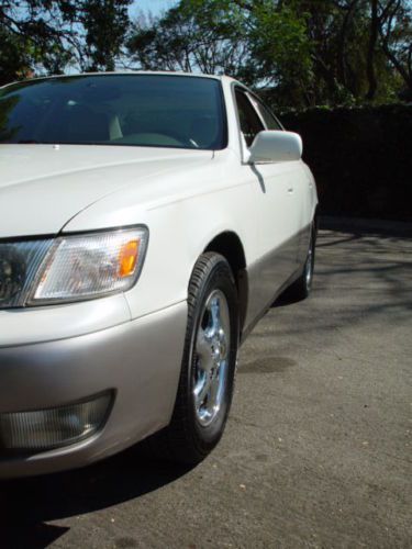 1998 LEXUS ES 300 CLEAN TITLE WITH NO RESERVE, image 8