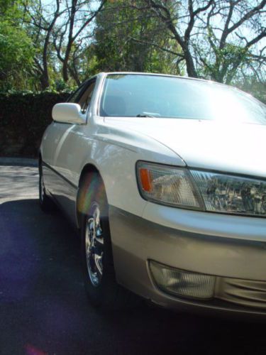 1998 LEXUS ES 300 CLEAN TITLE WITH NO RESERVE, image 13