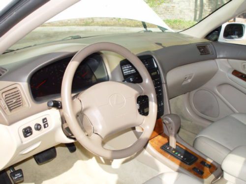 1998 LEXUS ES 300 CLEAN TITLE WITH NO RESERVE, image 14