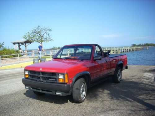 1989 dodge dakota sport convertible red, auto, 2 wd, like new 17,300 miles
