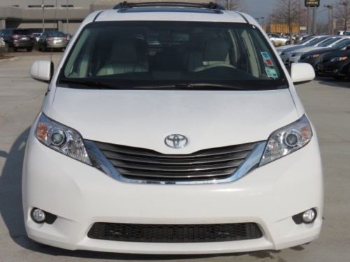 XLE 3.5L Bluetooth Sunroof Third Row Seat CD Front Wheel Drive Power Steering, image 3