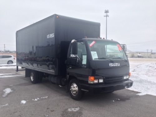 2000 isuzu box truck - black tilt cab diesel automatic great work truck