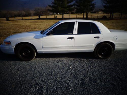 2008 ford crown victoria police interceptor p71 low miles!