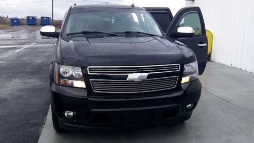 2007 Chevy Suburban, image 3
