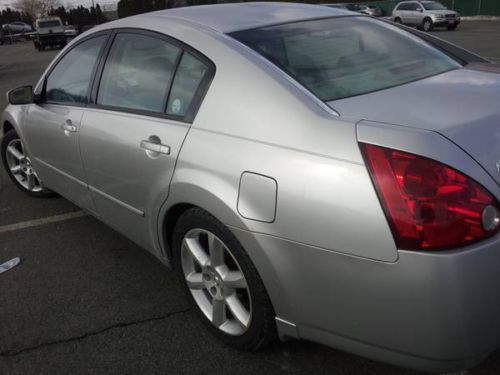 2004 nissan maxima se sedan 4-door 3.5l