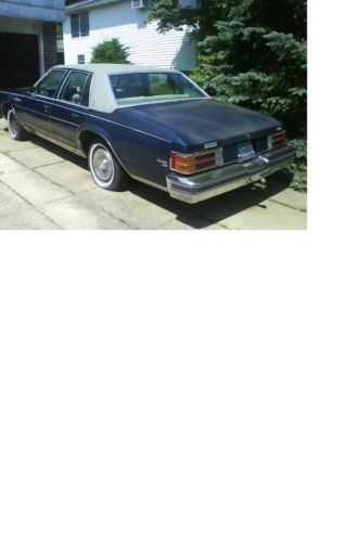 1979 buick lesabre limited sedan 4-door 4.9l