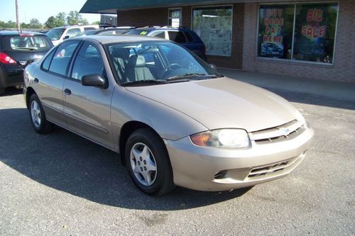 2005 chevrolet cavalier base sedan 4-door 2.2l