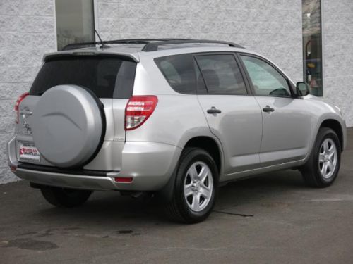 4X4 4dr 4-cy SUV 2.5L CD Power Windows Power Door Locks Tilt Wheel AM/FM Stereo, image 2