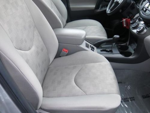 4X4 4dr 4-cy SUV 2.5L CD Power Windows Power Door Locks Tilt Wheel AM/FM Stereo, image 7