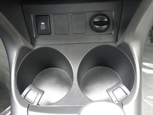 4X4 4dr 4-cy SUV 2.5L CD Power Windows Power Door Locks Tilt Wheel AM/FM Stereo, image 18