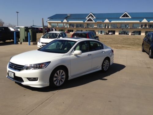 2013 honda accord touring sedan, leather, navigation, loaded, v6, backup camera