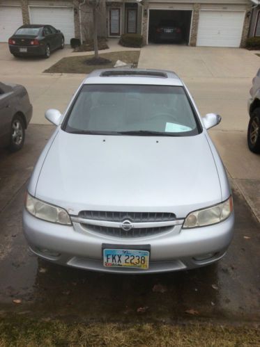 2000 nissan altima gle sedan 4-door 2.4l