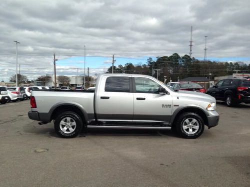 Clean Carfax One-Owner Stability and Traction Control Bench Seat Heated Mirrors, image 4