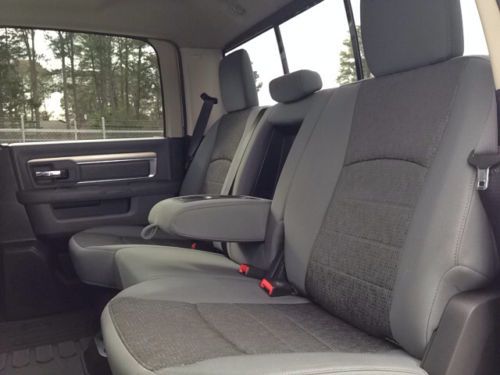 Clean Carfax One-Owner Stability and Traction Control Bench Seat Heated Mirrors, image 9