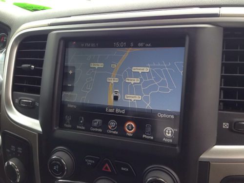 Clean Carfax One-Owner Stability and Traction Control Bench Seat Heated Mirrors, image 16