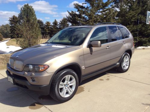 Clean bmw 2005 x5 4.4i