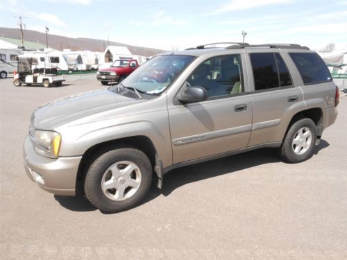 25 photos 03 trailblazer md inspected runs great ready to roll nice shape in/out