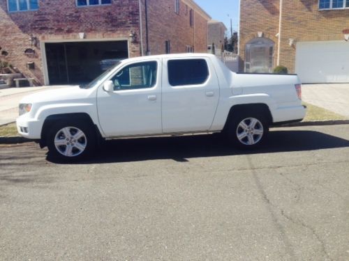 2013 honda ridgeline with only 886 miles