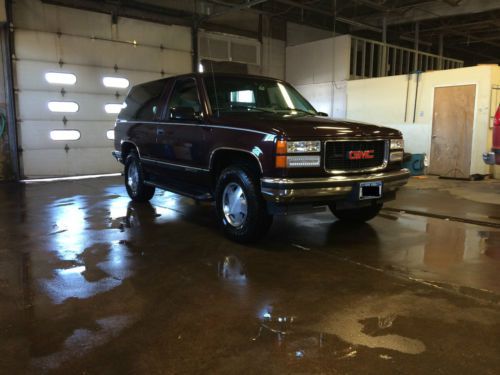 1996 gmc yukon sle sport utility 2-door 5.7l chevy chevrolet tahoe